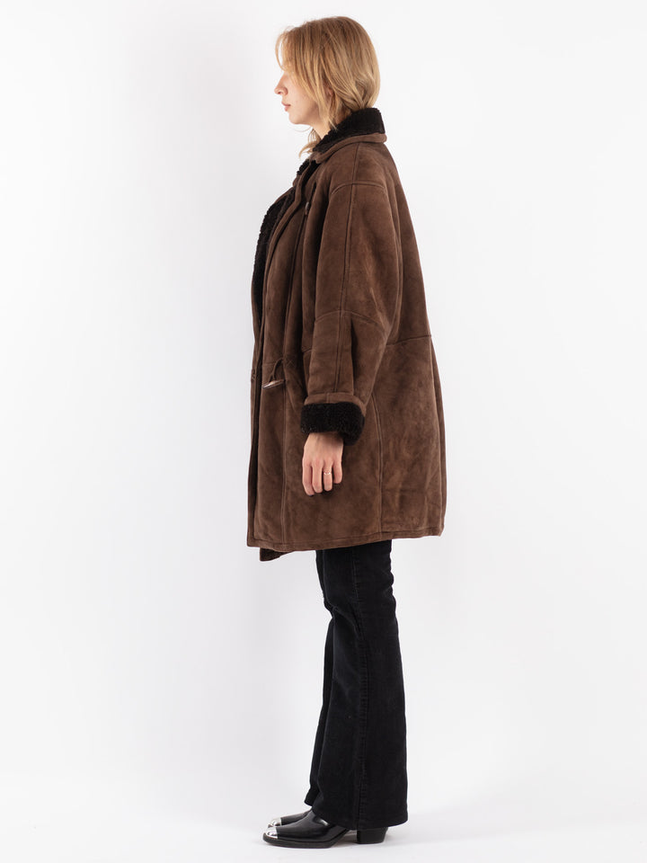 Vintage 90's Women Sheepskin Coat in Brown
