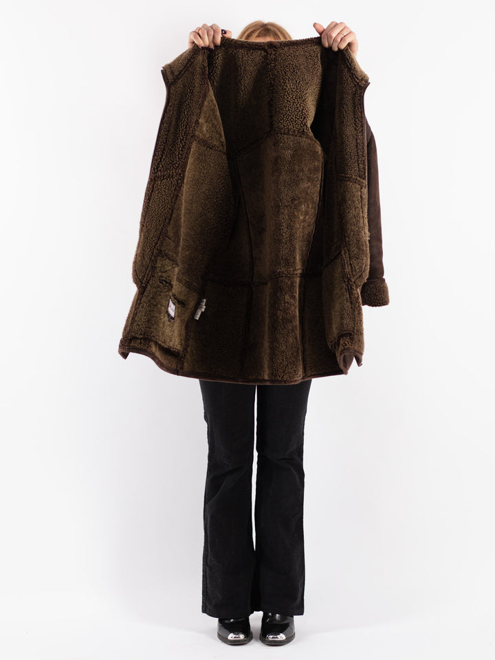 Vintage 90's Women Sheepskin Coat in Brown
