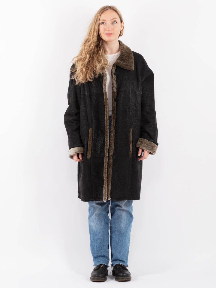 Vintage 90's Women Sheepskin Coat in BlackV9461