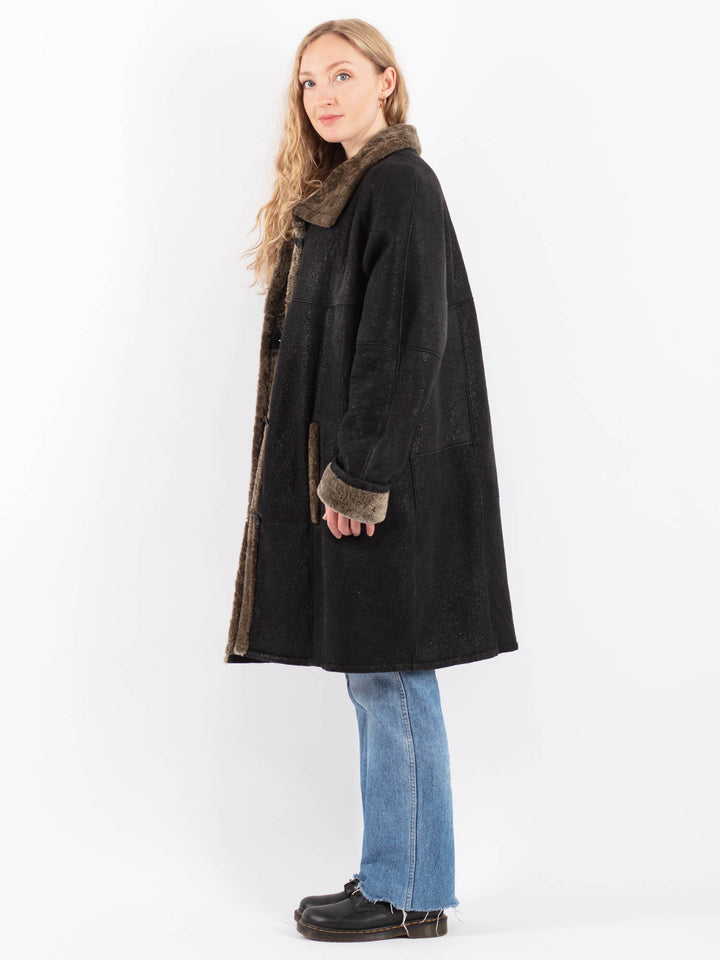 Vintage 90's Women Sheepskin Coat in BlackV9461