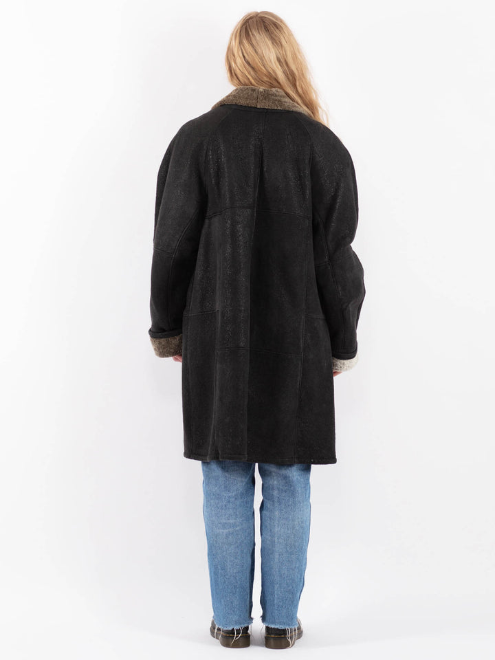 Vintage 90's Women Sheepskin Coat in BlackV9461