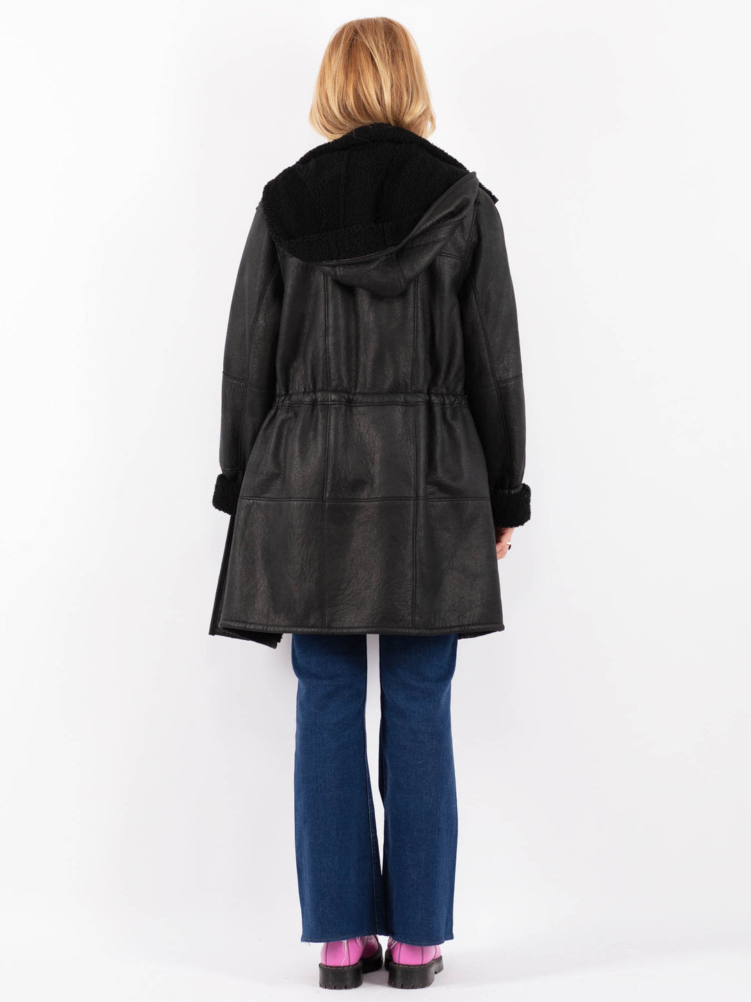Vintage 90's Women Sheepskin Coat in BlackV9552