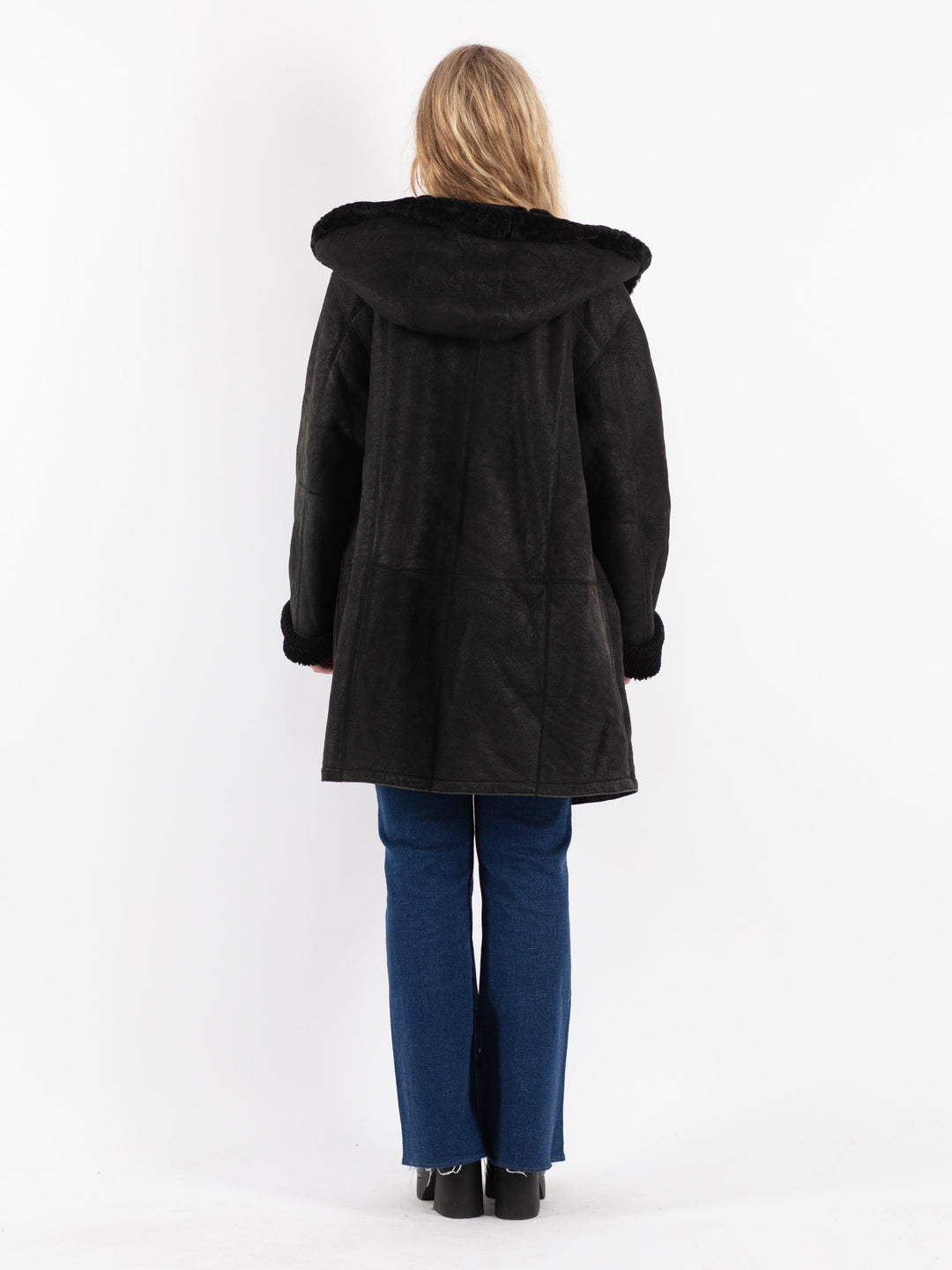 Vintage 90's Women Sheepskin Coat in Black