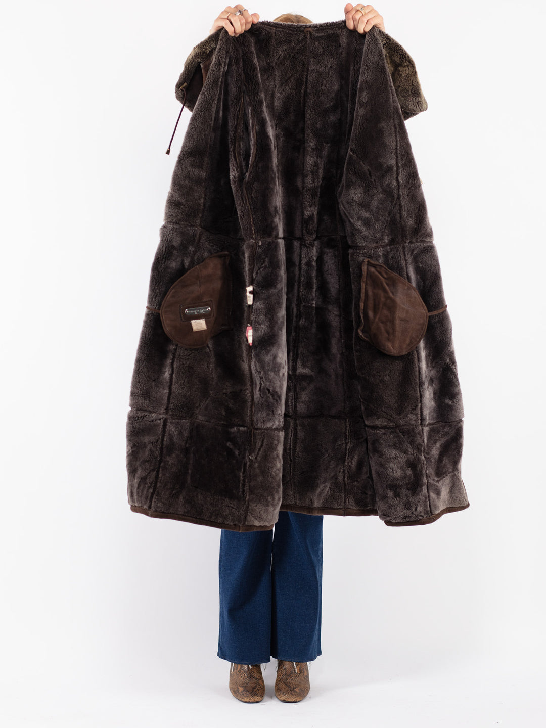 Vintage 90's Women Sheepskin Coat in Brown