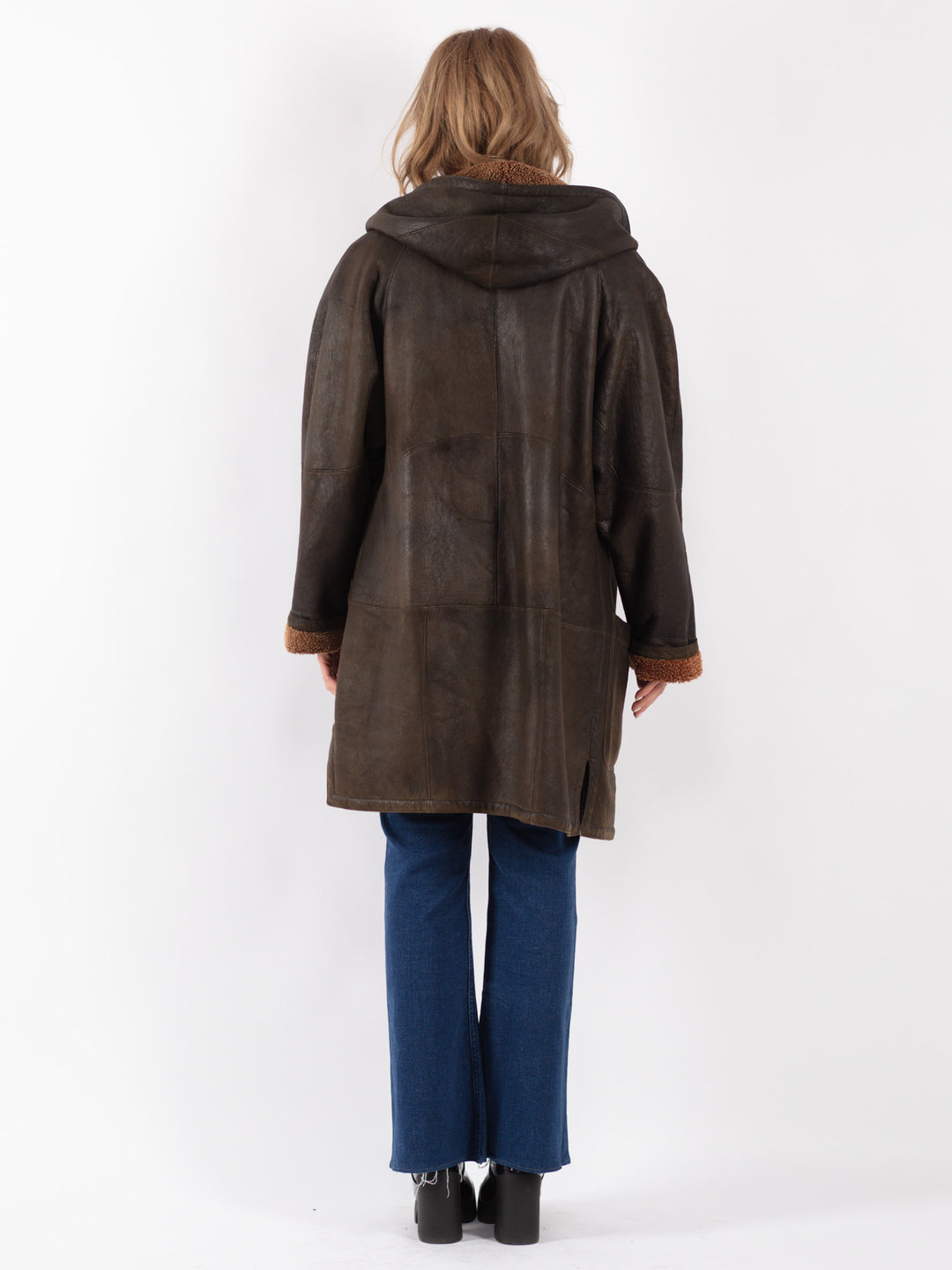 Vintage 90's Women Sheepskin Coat in Brown