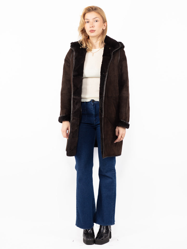 Vintage 90's Women Hooded Sheepskin Coat in Brown
