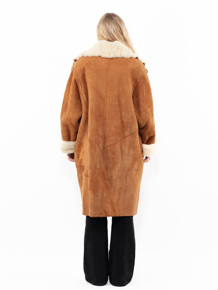Vintage 90's Women Sheepskin Coat in BrownA0900