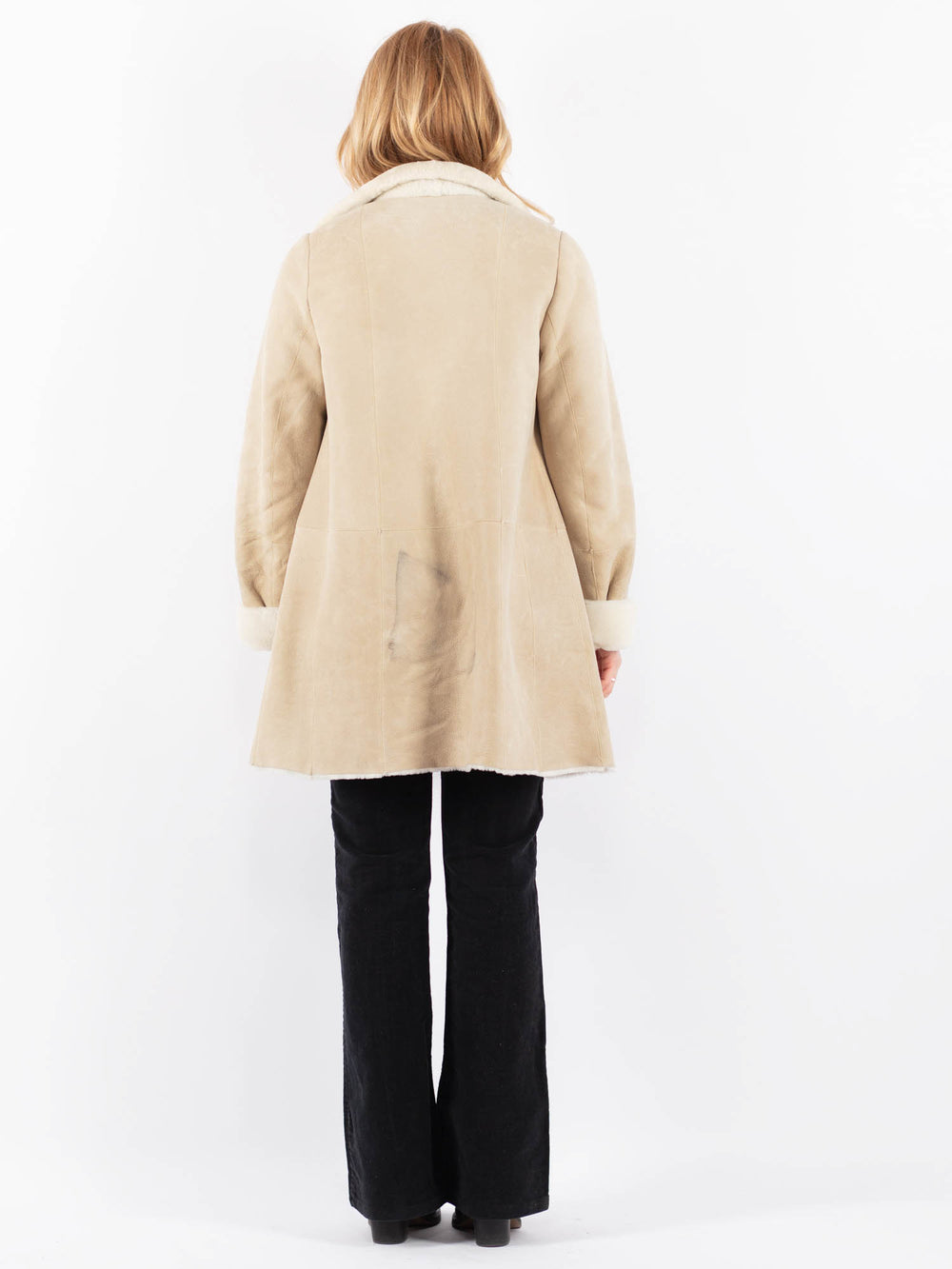 Vintage 90's Women Sheepskin Coat in BeigeV9658