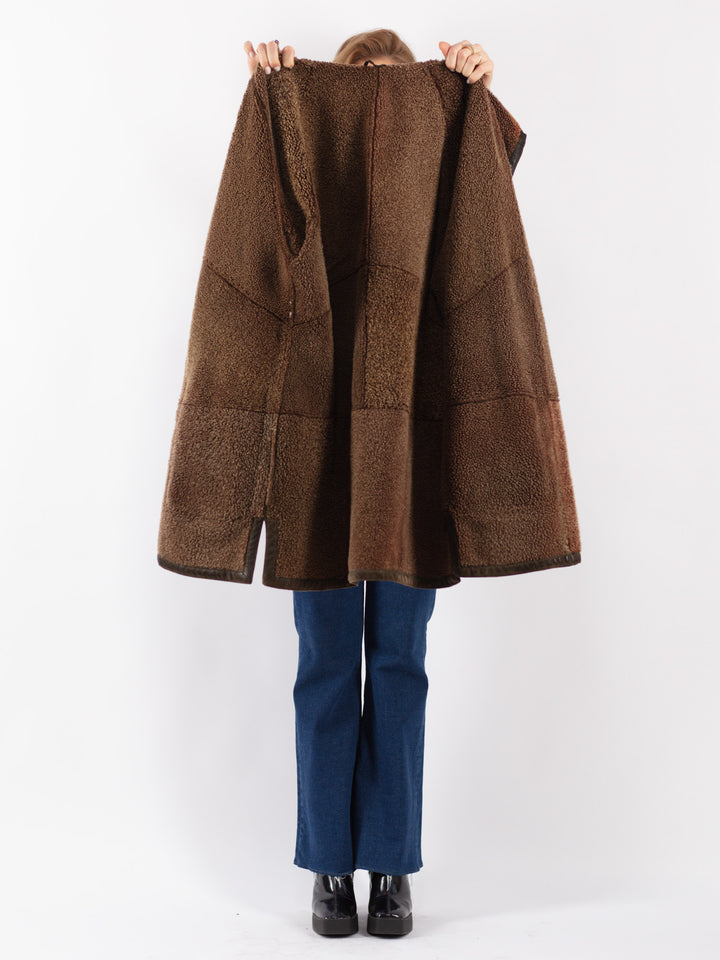 Vintage 90's Women Sheepskin Coat in Brown