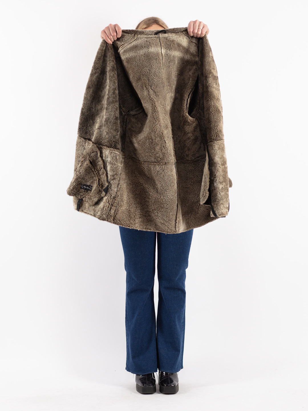 Vintage 90's Women Sheepskin Coat in Black