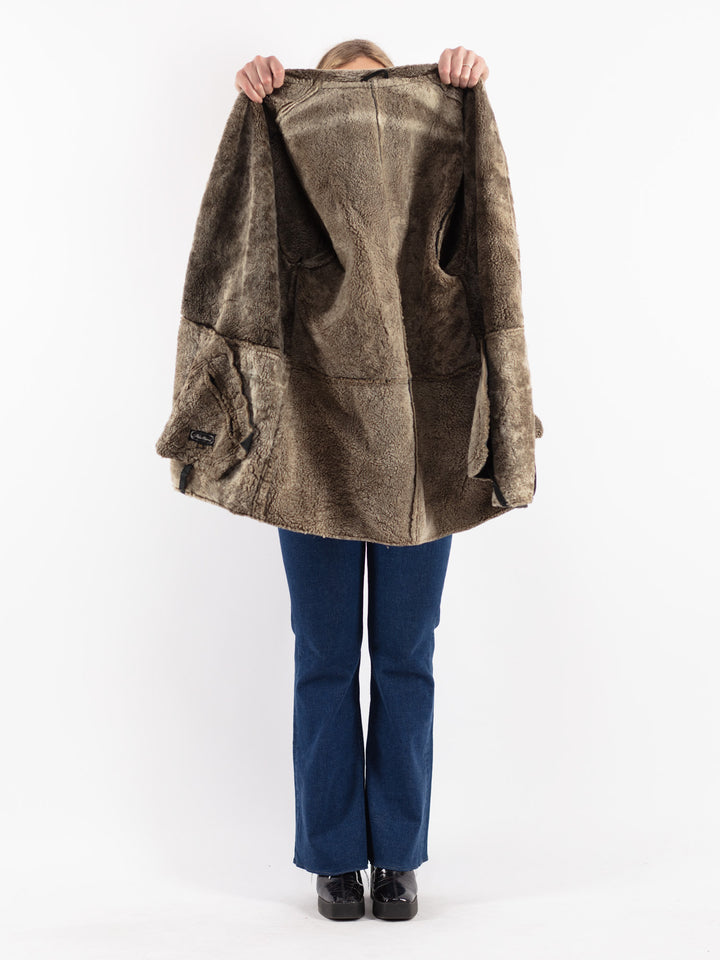 Vintage 90's Women Sheepskin Coat in Black