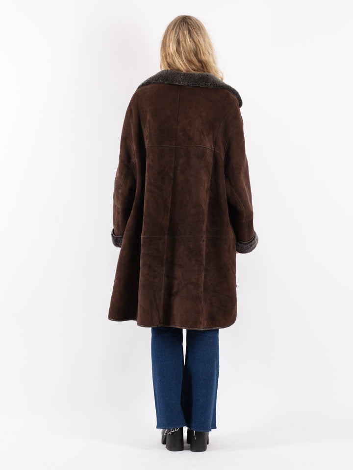 Vintage 90's Women Sheepskin Coat in Brown
