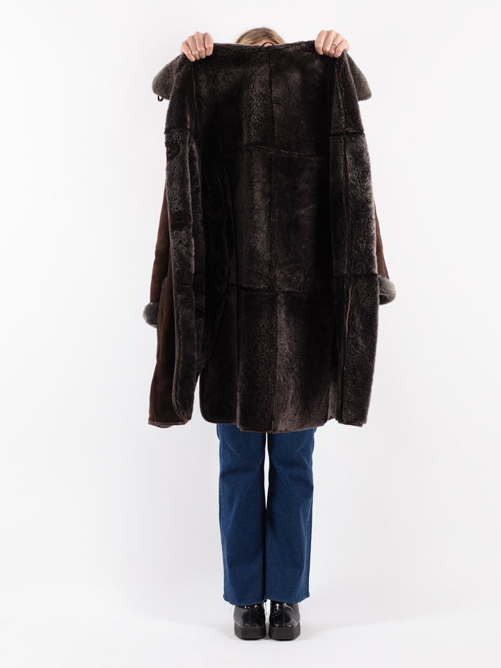 Vintage 90's Women Sheepskin Coat in Brown