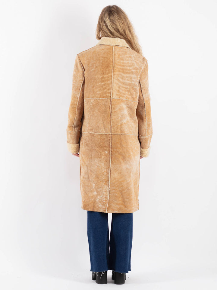 Vintage 90's Women Sheepskin Coat in Beige