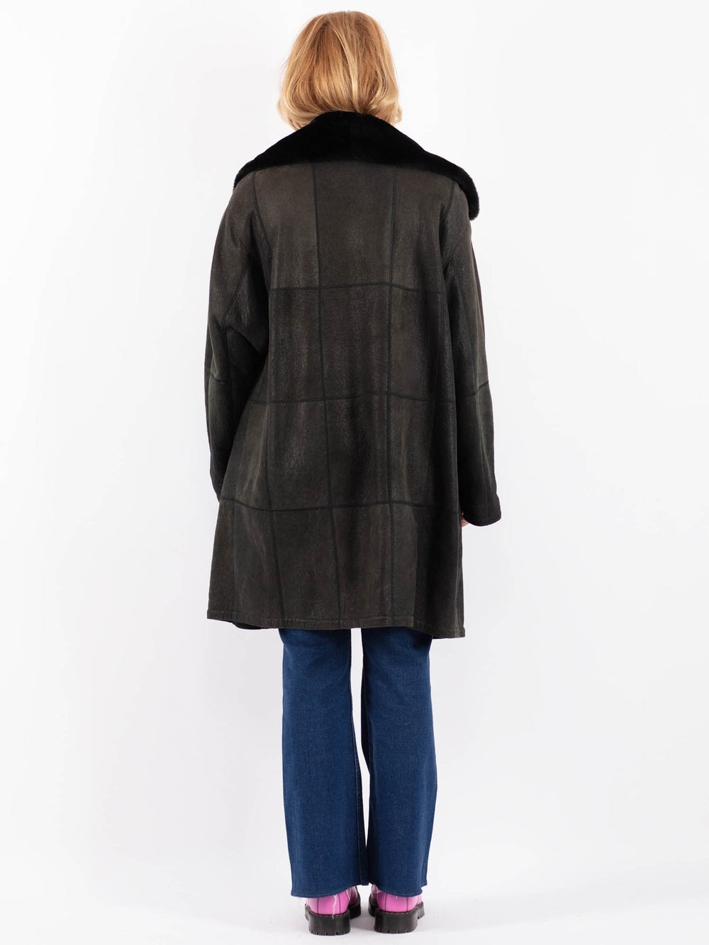 Vintage 90's Women Sheepskin Coat in BlackV9555