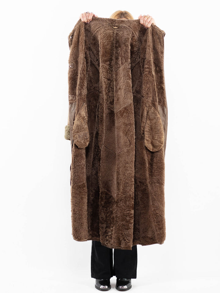Vintage 90's Women Sheepskin Coat in BrownA0170