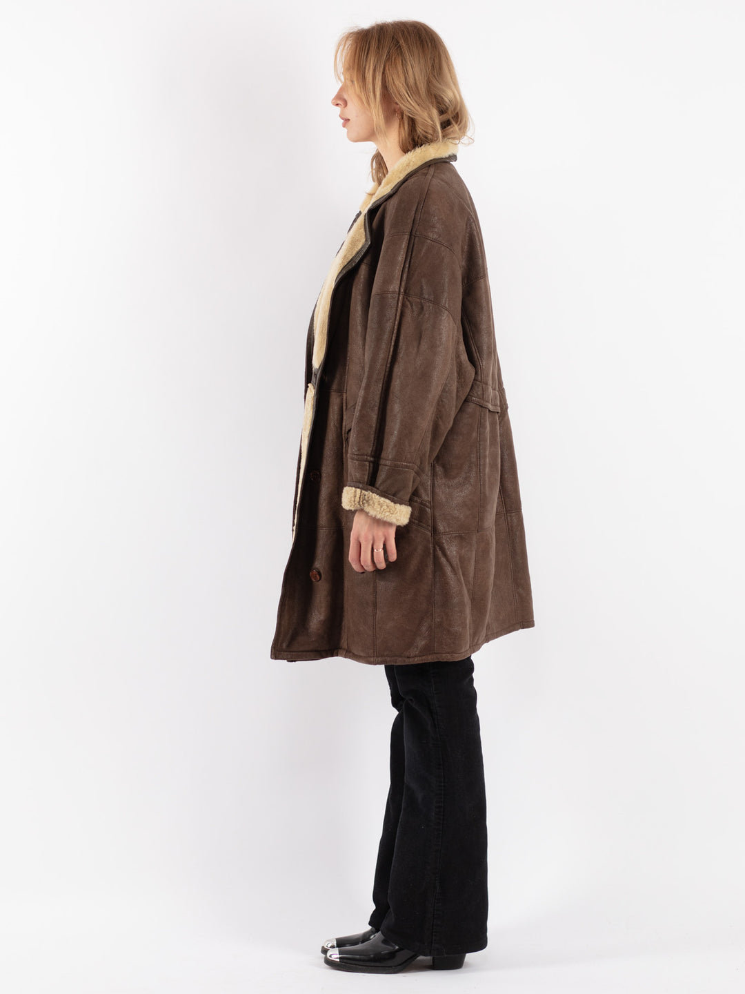 Vintage 90's Women Sheepskin Coat in Brown