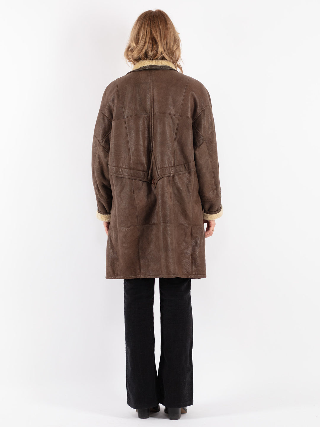 Vintage 90's Women Sheepskin Coat in Brown