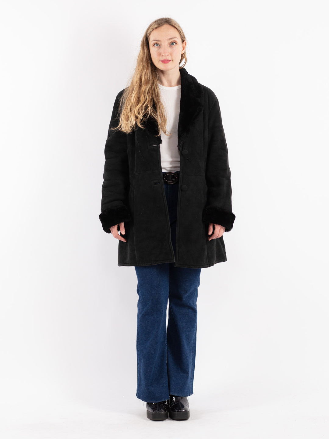 Vintage 90's Women Sheepskin Coat in Black