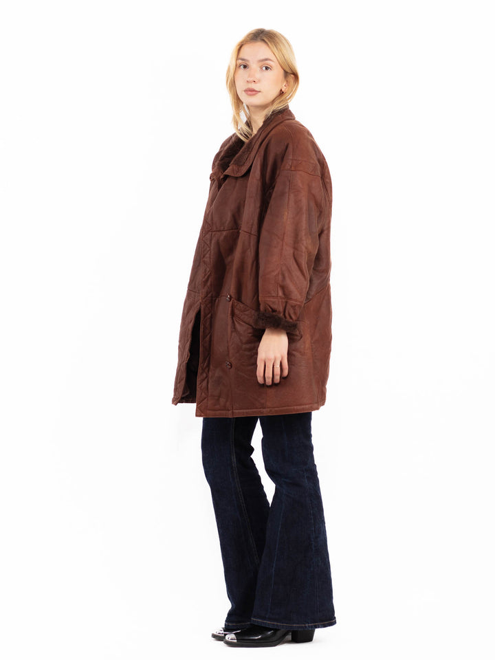 Vintage 90's Women Sheepskin Coat in Brown