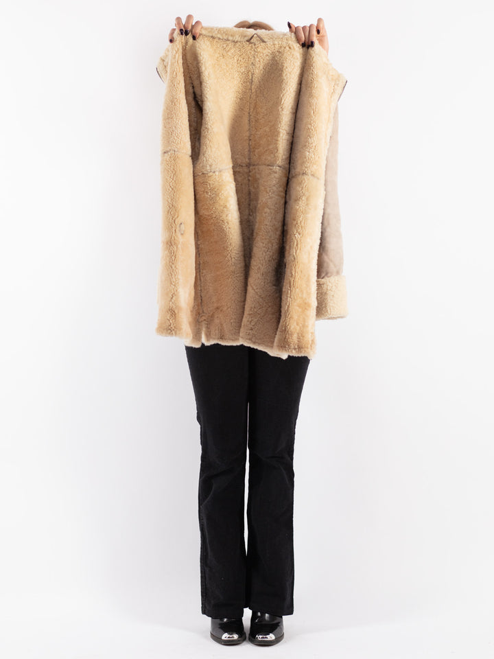 Vintage 90's Women Sheepskin Coat in Beige