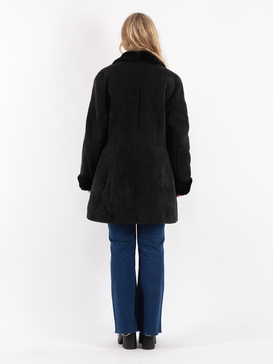 Vintage 90's Women Sheepskin Coat in Black