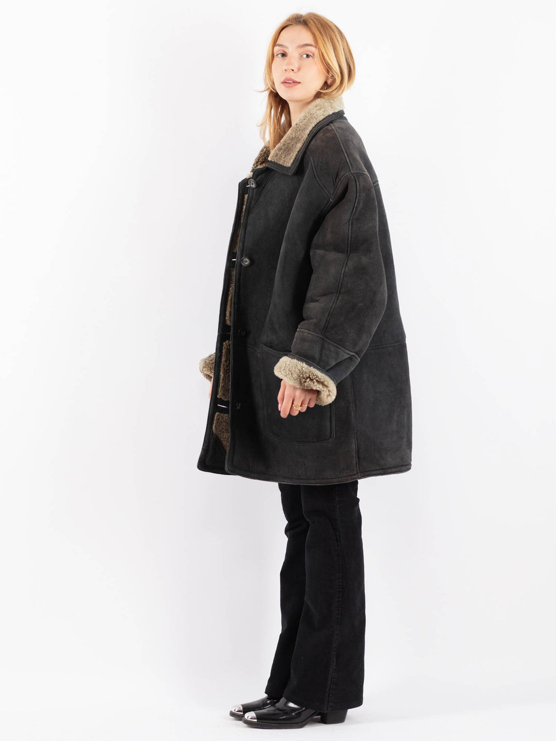 Vintage 90's Women Sheepskin Coat in BlackV9661
