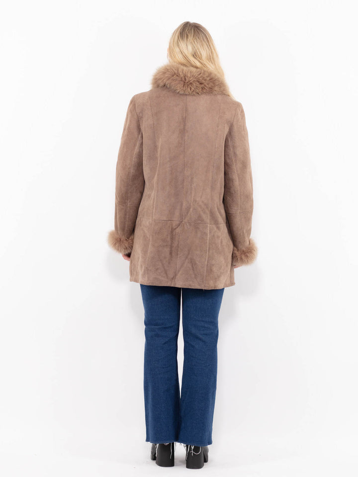 Vintage 90's Women Sheepskin Coat in BeigeA1010