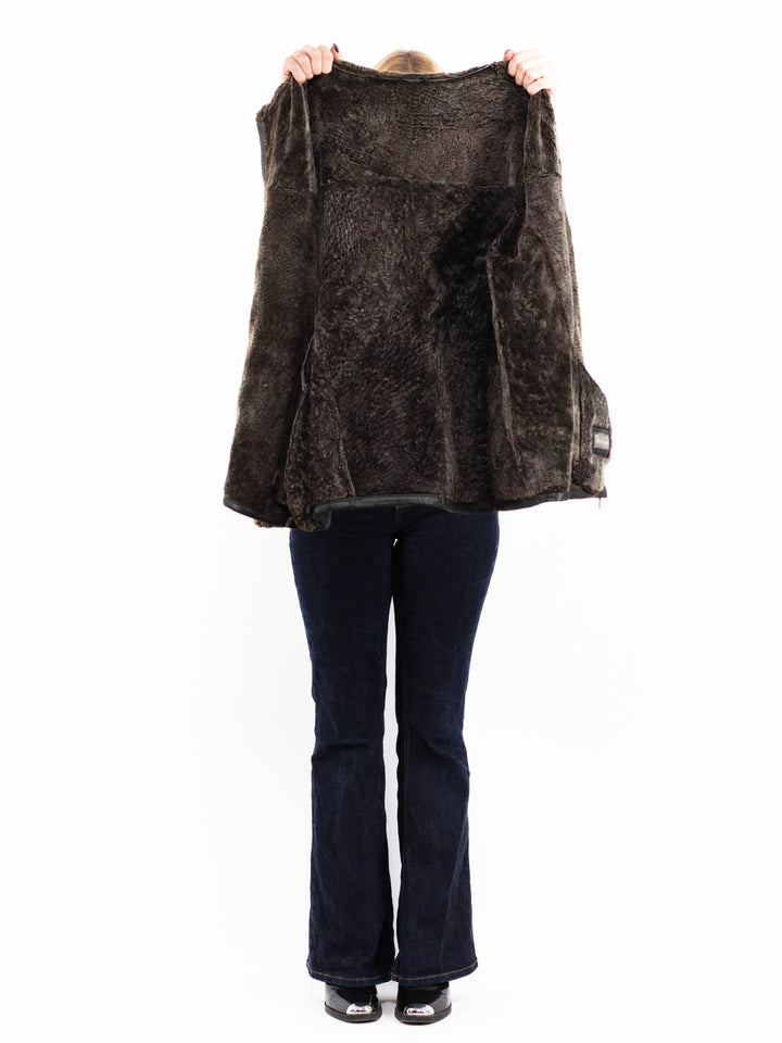 Vintage 90's Women Hooded Sheepskin Coat in Black