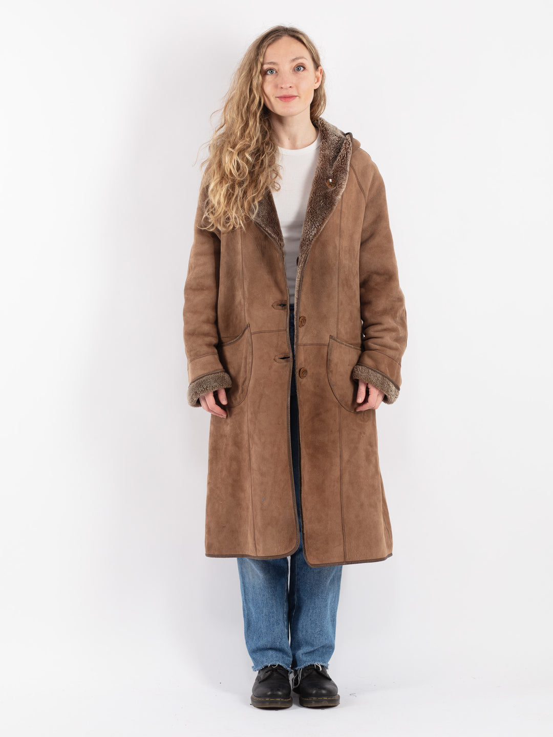 Vintage 90's Women Sheepskin Coat in Beige