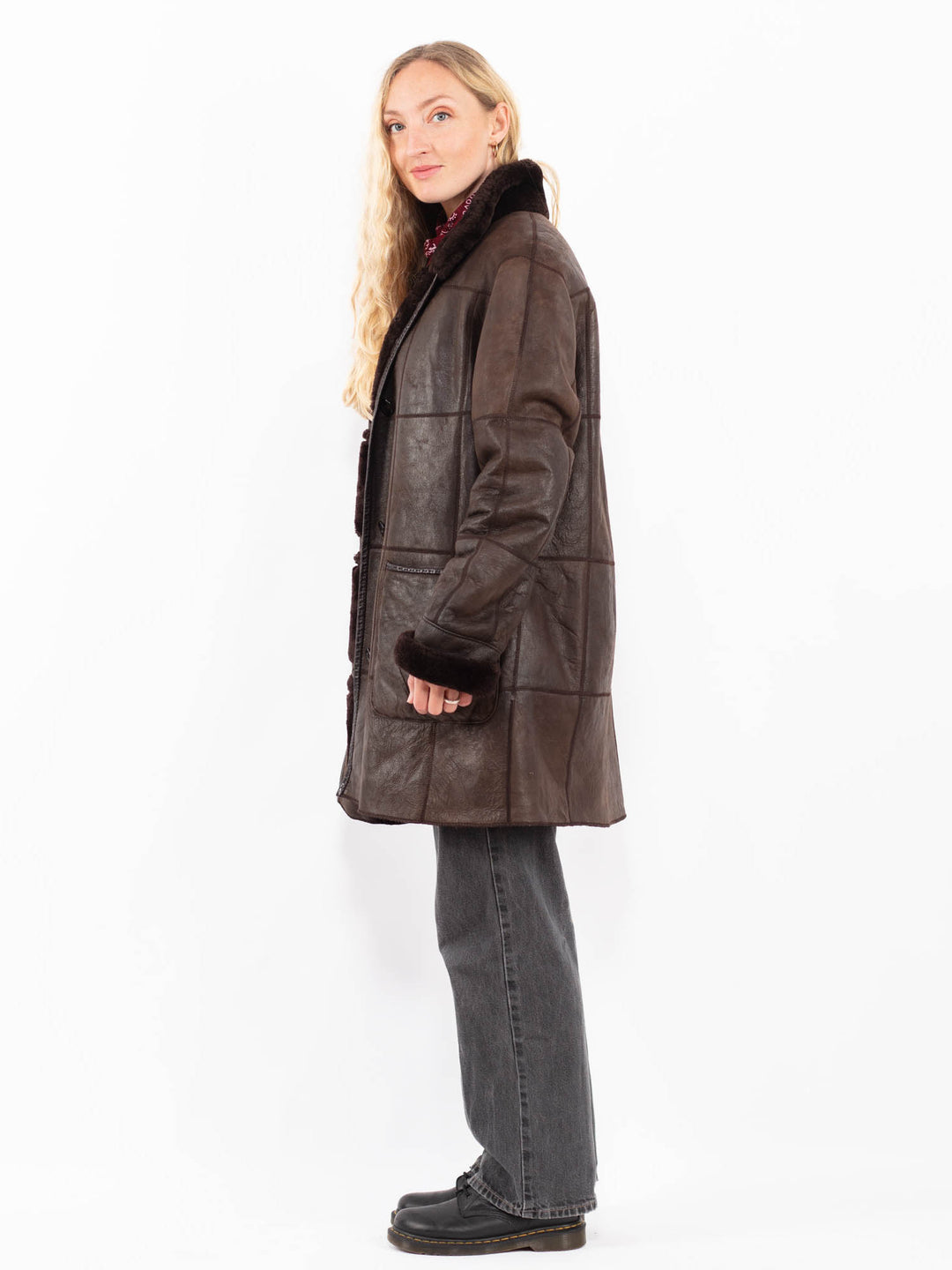 Vintage 90's Women Sheepskin Coat in BrownA0626