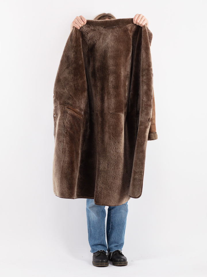 Vintage 90's Women Sheepskin Coat in Beige
