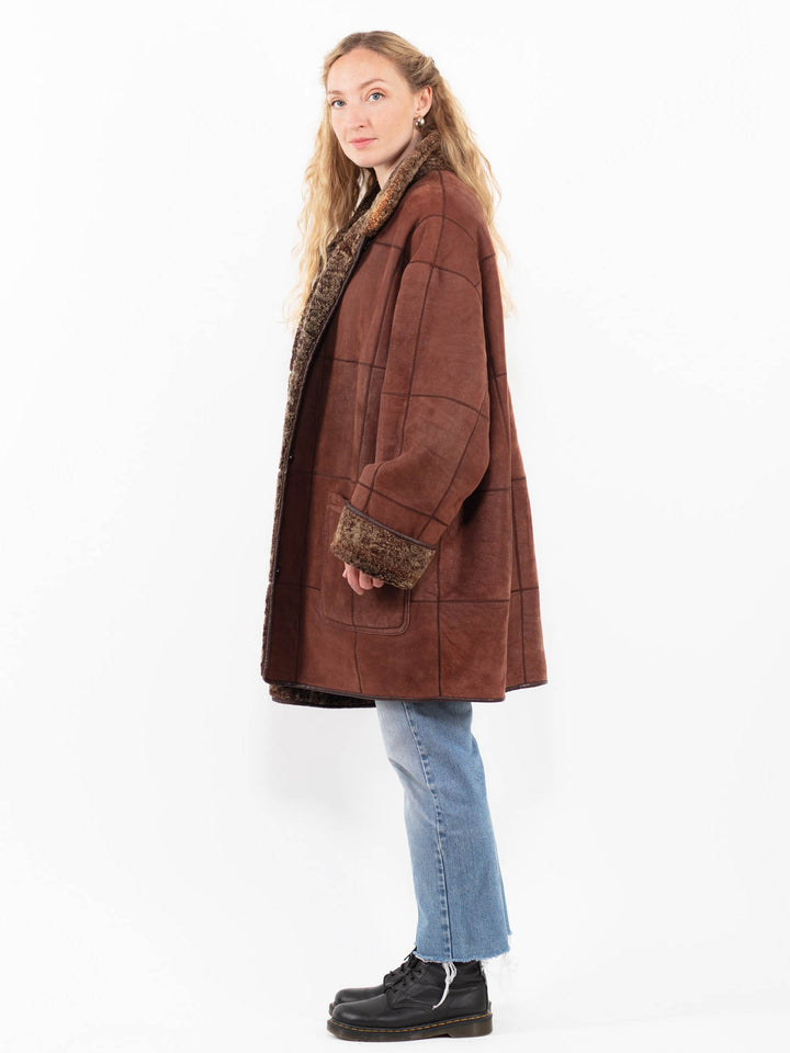 Vintage 90's Women Sheepskin Coat in BrownA0281