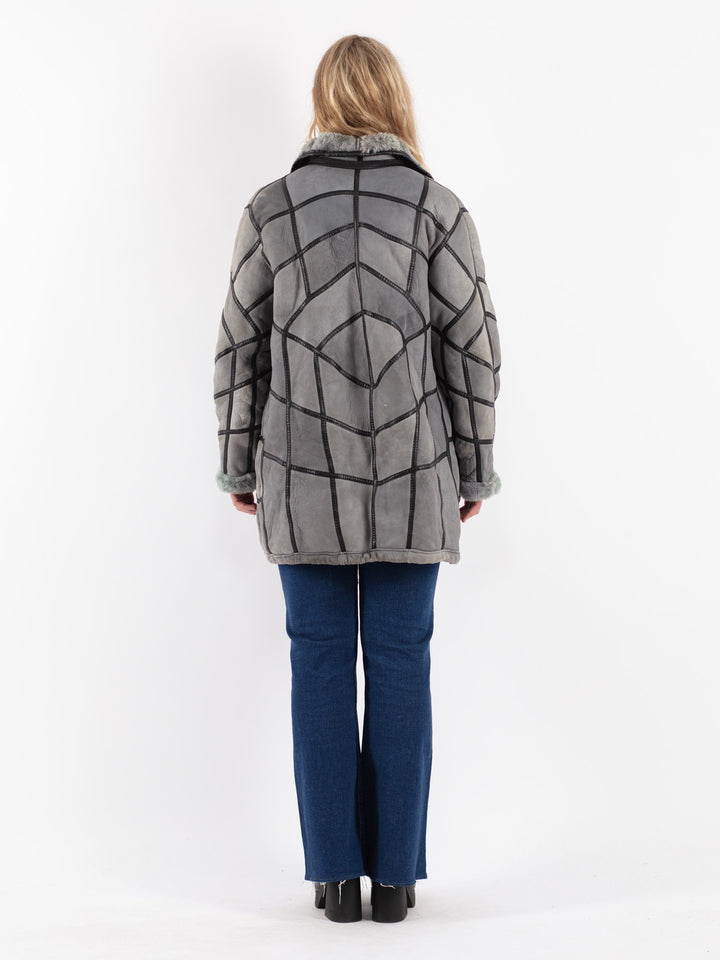 Vintage 90's Women Sheepskin Coat in Gray