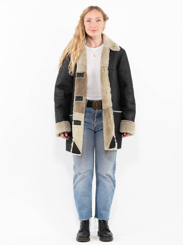 Vintage 90's Women Sheepskin Coat in BlackA0284