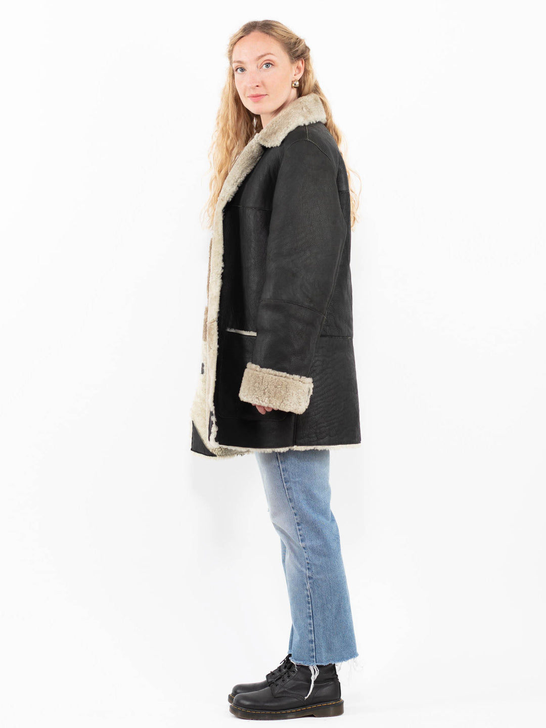 Vintage 90's Women Sheepskin Coat in BlackA0284