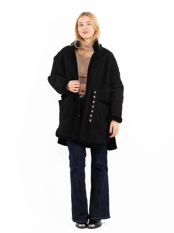 Vintage 90's Women Sheepskin Coat in Black