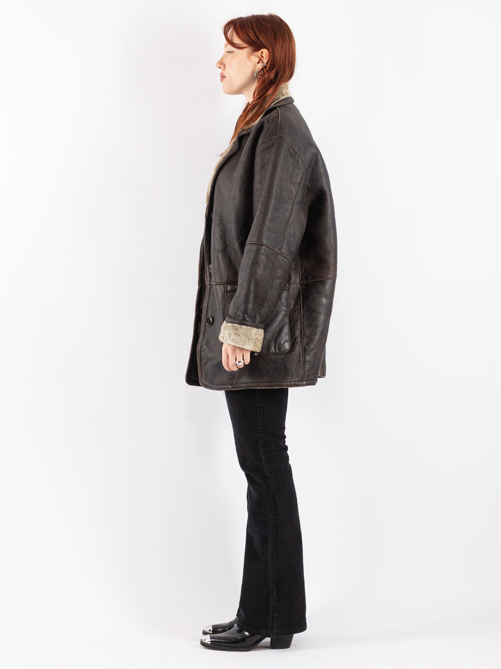 Vintage 90's Women Sheepskin Coat in Brown