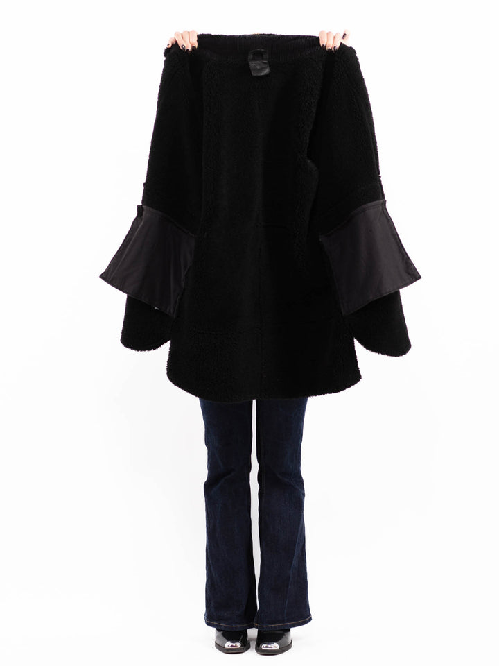 Vintage 90's Women Sheepskin Coat in Black