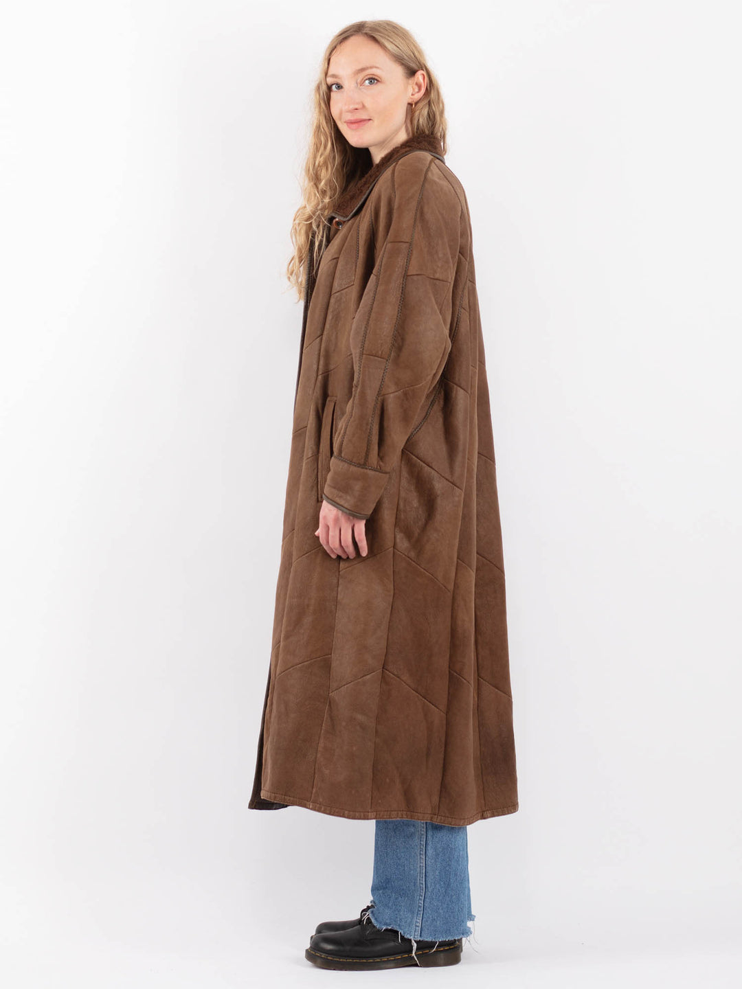 Vintage 90's Women Sheepskin Coat in BrownV9479