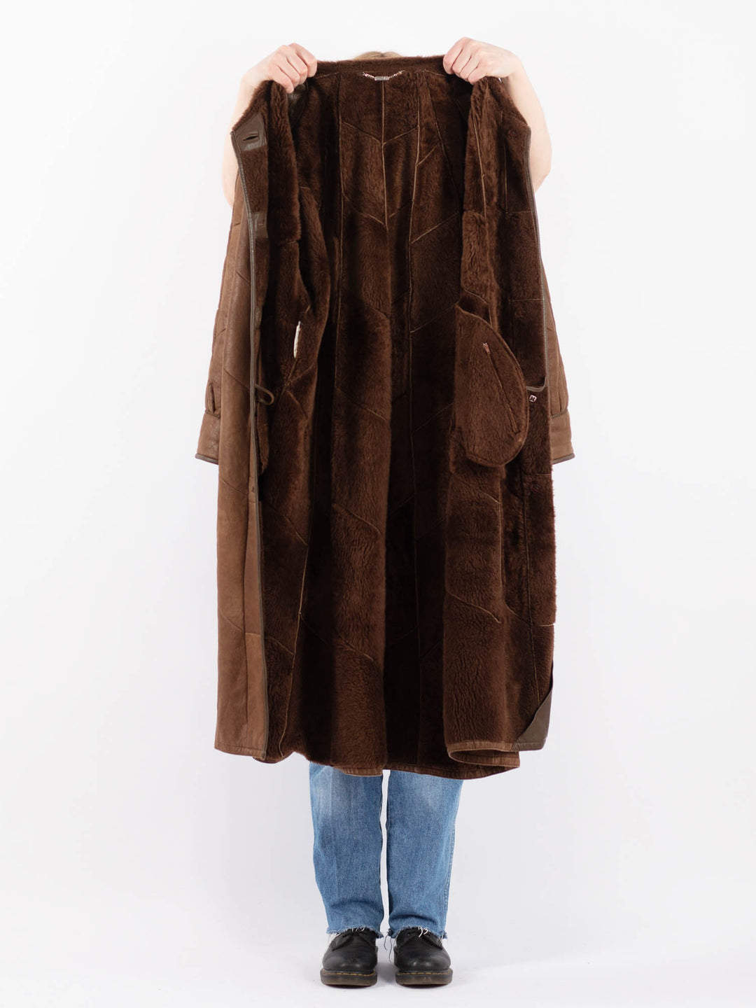Vintage 90's Women Sheepskin Coat in BrownV9479