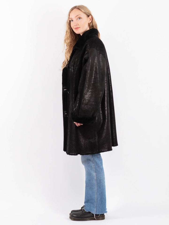 Vintage 90's Women Sheepskin Coat in BlackV9480