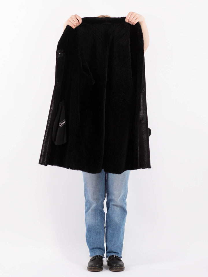 Vintage 90's Women Sheepskin Coat in BlackV9480