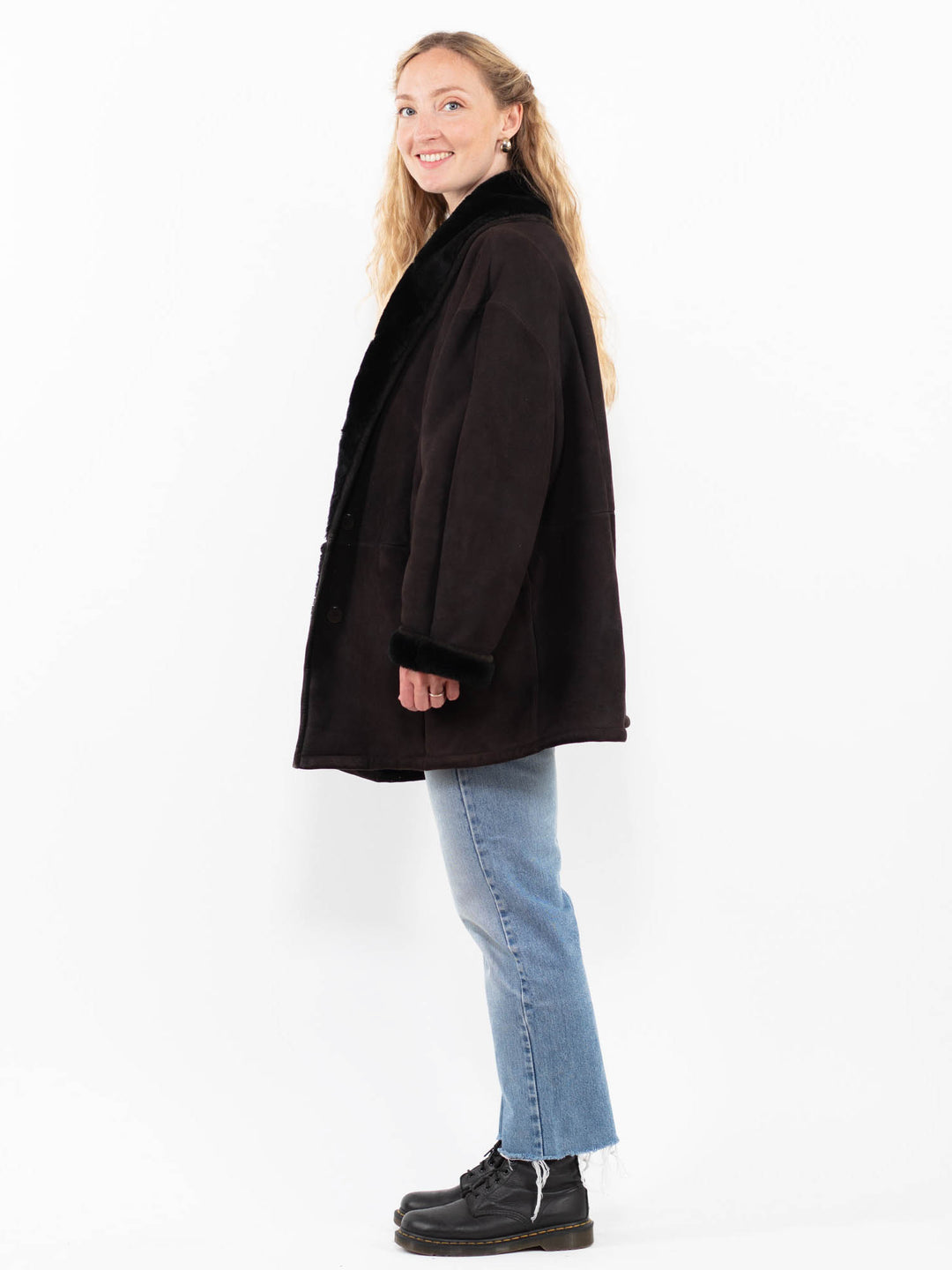 Vintage 90's Women Sheepskin Coat in BrownA0288