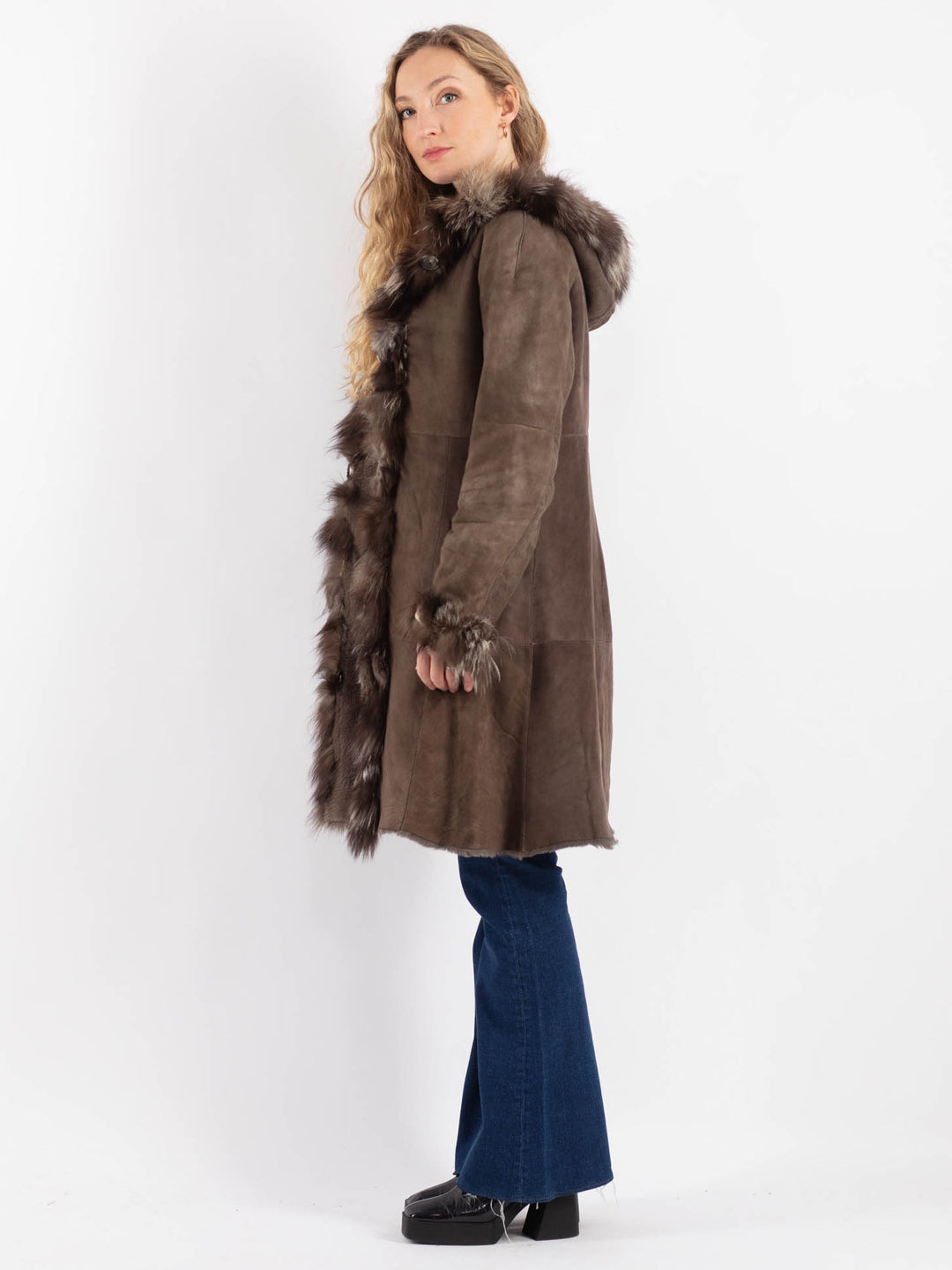 Vintage 90's Women Sheepskin Shearling Coat in BrownV9157