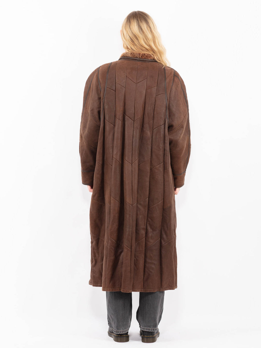 Vintage 90's Women Sheepskin Coat in BrownA0635