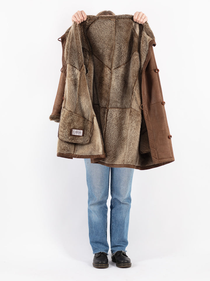 Vintage 90's Women Sheepskin Coat in Brown