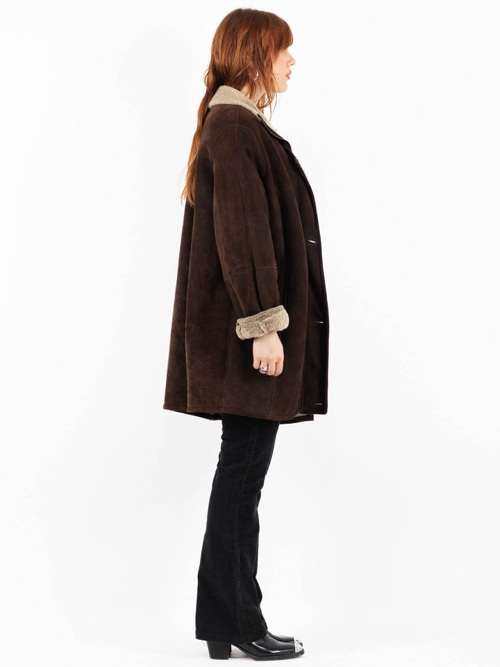 Vintage 90's Women Sheepskin Coat in BrownV9789