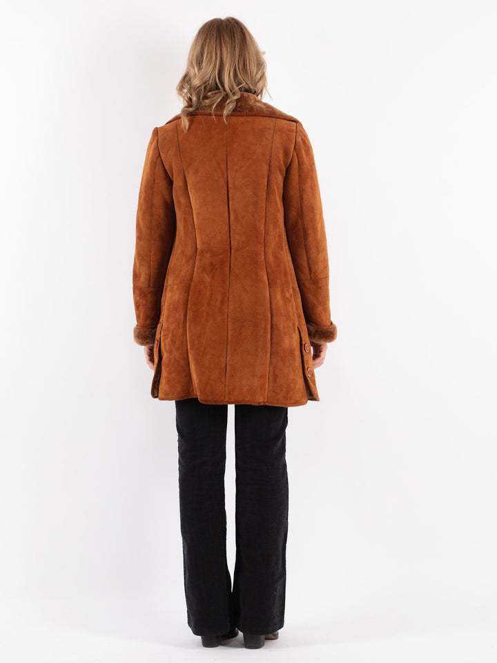 Vintage 90's Women Sheepskin Coat in Brown