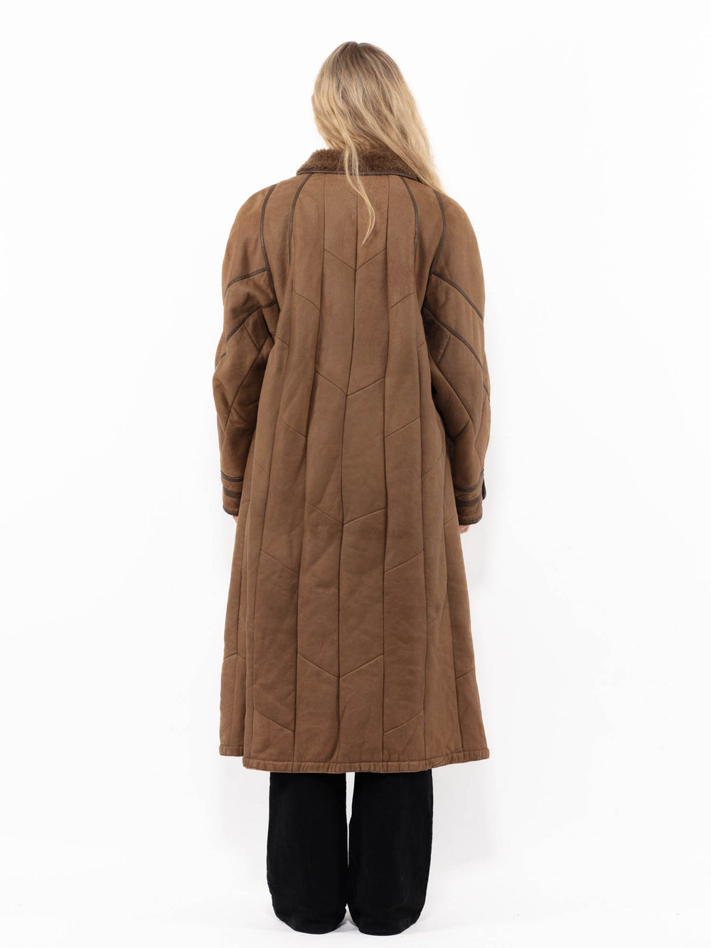 Vintage 90's Women Sheepskin Coat in BrownA0919